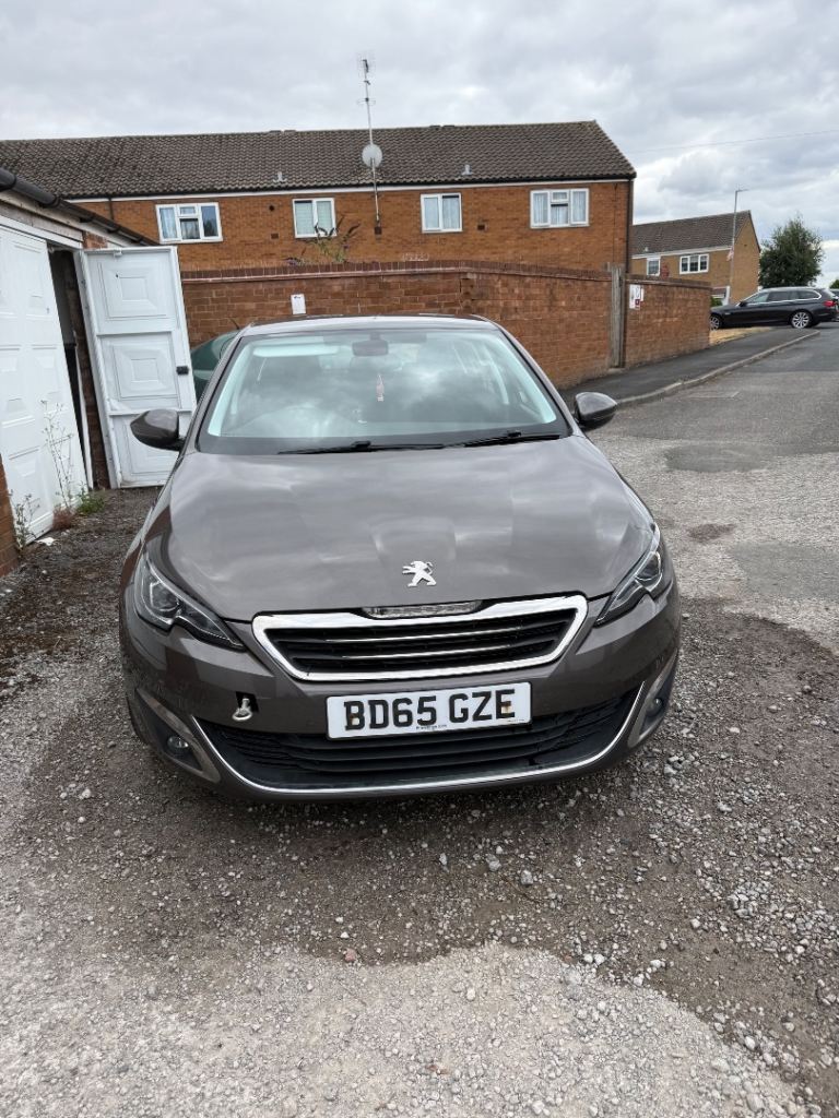 Peugeot, 308, Hatchback, 2015, Manual, 1199 (cc), 5 doors