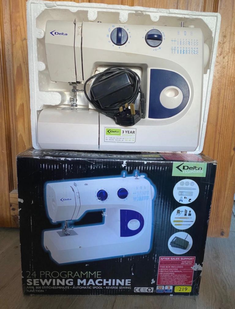 Delta 24 Programme Sewing Machine – Good Condition