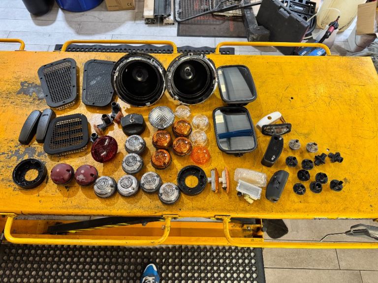 Land Rover Defender Job Lot