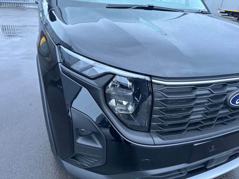 2025 Ford Transit Courier 2025.75 Transit Courier Active 1.5L EcoBlue 100 FWD 6 Speed Manual 3 Do...