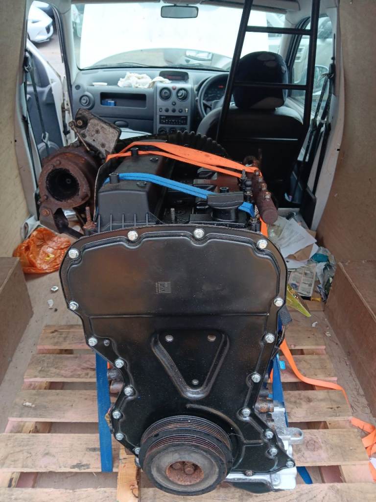 Fully reconditioned Ford 2.2 FWD engine