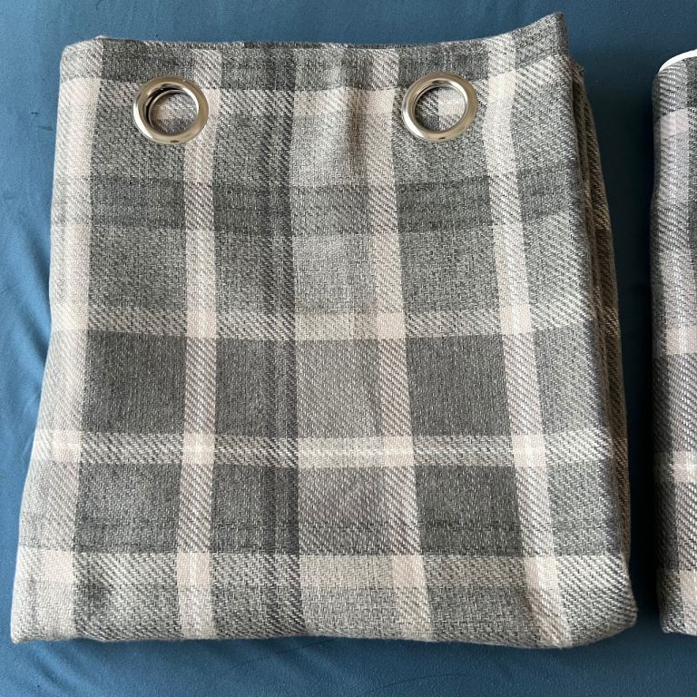 Heritage Collection Grey Check Eyelet Curtains – Lined Pair