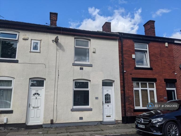 2 bedroom house in Alma Street, Radcliffe, Manchester, M26 (2 bed) (#2982069)