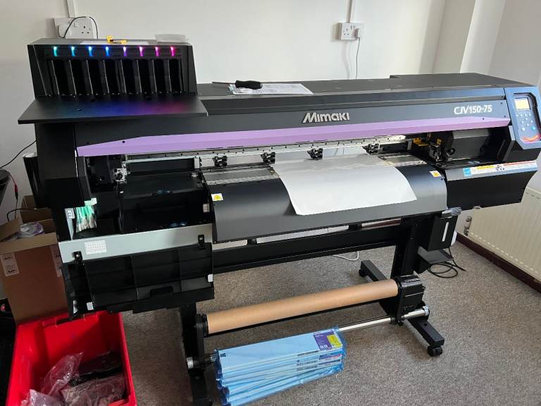 Mimaki CJV150-75 Printer and cutter