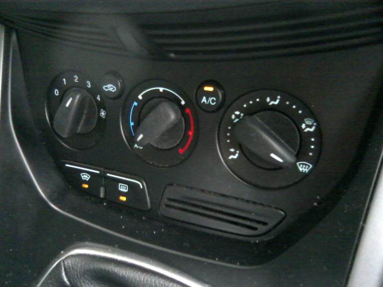 FORD C-MAX 1.6 TDCi ZETEC 5-DR MPV 6-SPEED TURBO DIESEL 2013. FULL FORD HISTORY, £35 ROAD TAX!!!