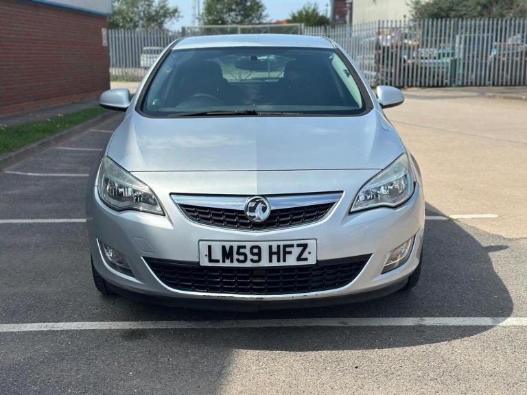 2009 Vauxhall Astra 1.7 CDTi 16V ecoFLEX Exclusiv 5dr HATCHBACK DIESEL Manual