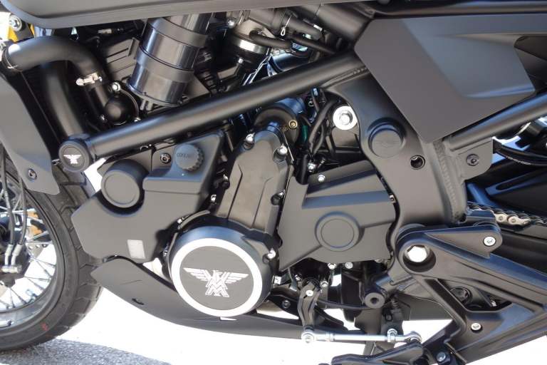 Moto Morini Seiemmezzo Scrambler 2025