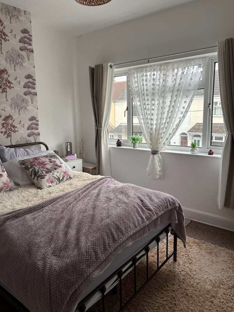 Double Room  £125 per week  