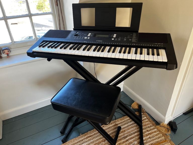 Yamaha PSR E363 portable keyboard with stand and seat