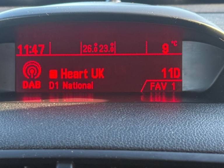 2014 Vauxhall Mokka 1.7 CDTi Exclusiv SUV 5dr Diesel Manual 2WD Euro 5 (s/s) (130 ps) HATCHBACK D...