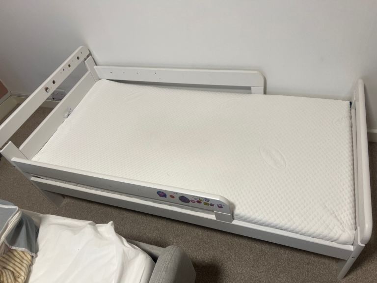 Toddler bed Habitat Ellis