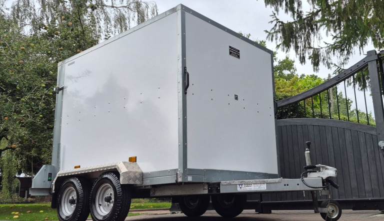 BOX TRAILER TICKNERS CAR VAN TOW 7X5X5 CAMPING MARKET CAR BOOT STORAGE BIKES BV