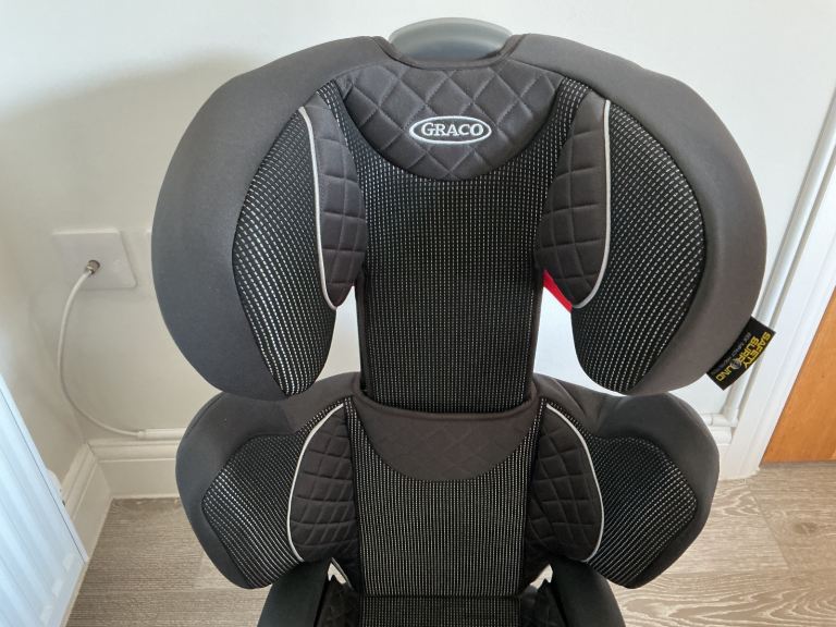 GRACO Affix Adjustable Highback Booster Car Seat with isoCatch™ Connectors - Group 2/3