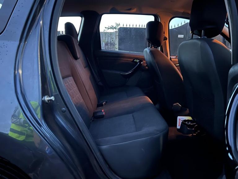 2015 Dacia Duster 1.5 dCi 110 Laureate 5dr HATCHBACK Diesel Manual