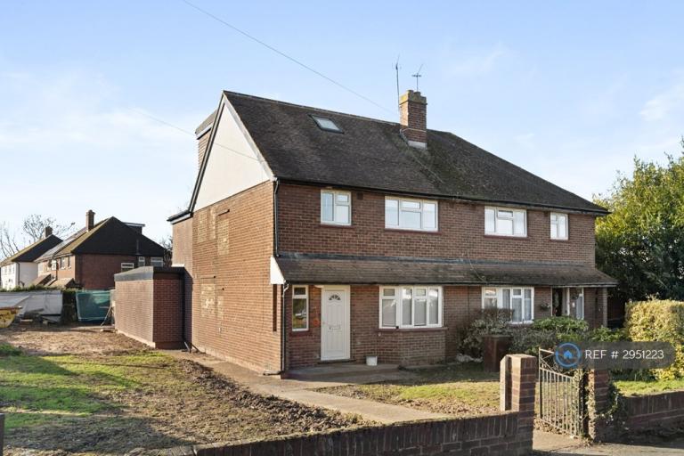 Studio flat in Langton Way, Egham, TW20 (#2951223)