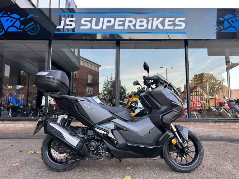 HONDA ADV350 A-N 2022 72 REG - 4631 MILES. GIVI TOPBOX. VERY CLEAN EXAMPLE