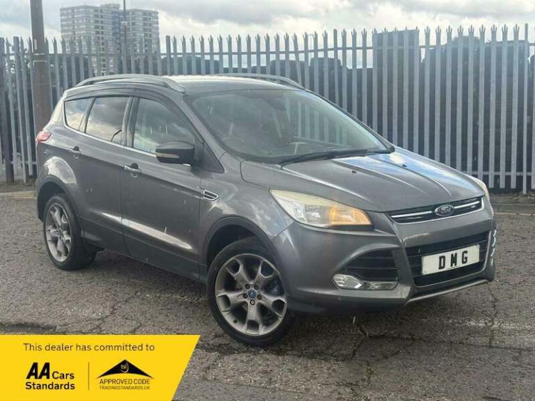2014 Ford Kuga 2.0 TDCi Titanium 2WD Euro 5 5dr HATCHBACK Diesel Manual