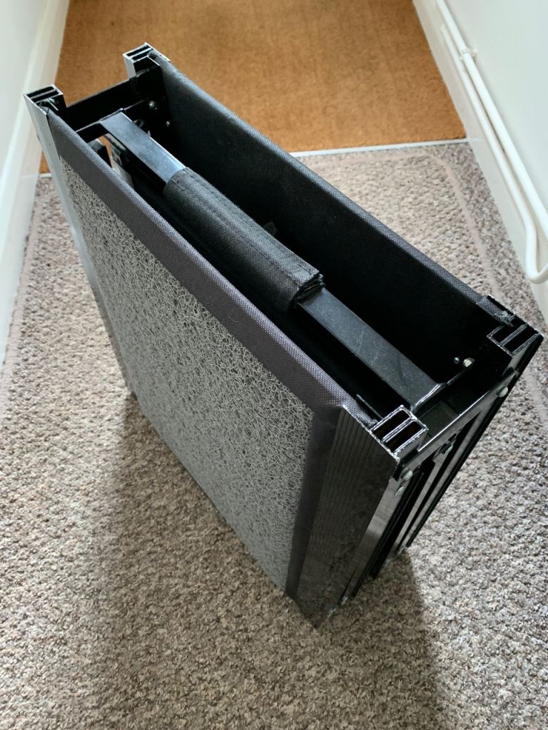 Folding dog car ramp