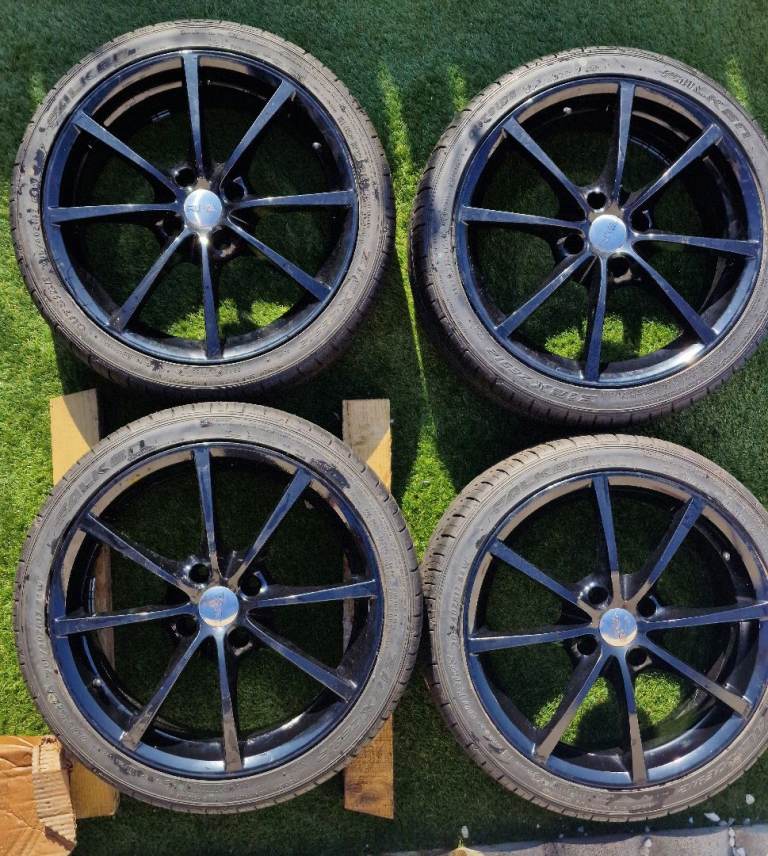 17" TSW Black Ice alloy wheels