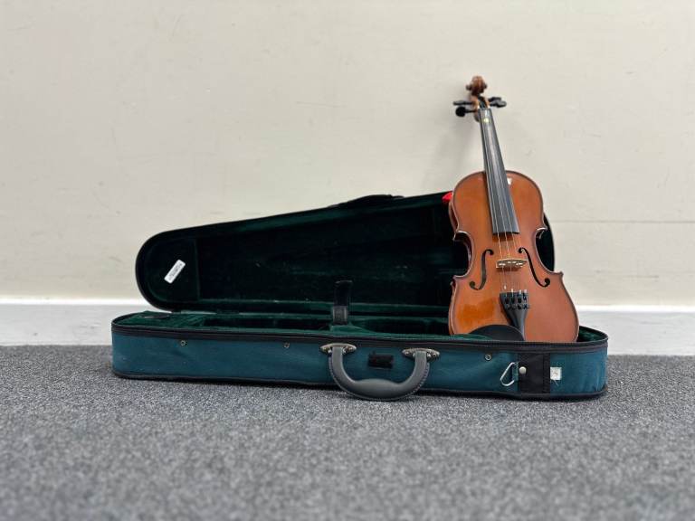 Half Size Violin with Hard Case