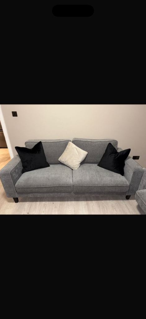 Matching Grey Sofa Set – 2 x 2-Seater – Quick Sale – W10
