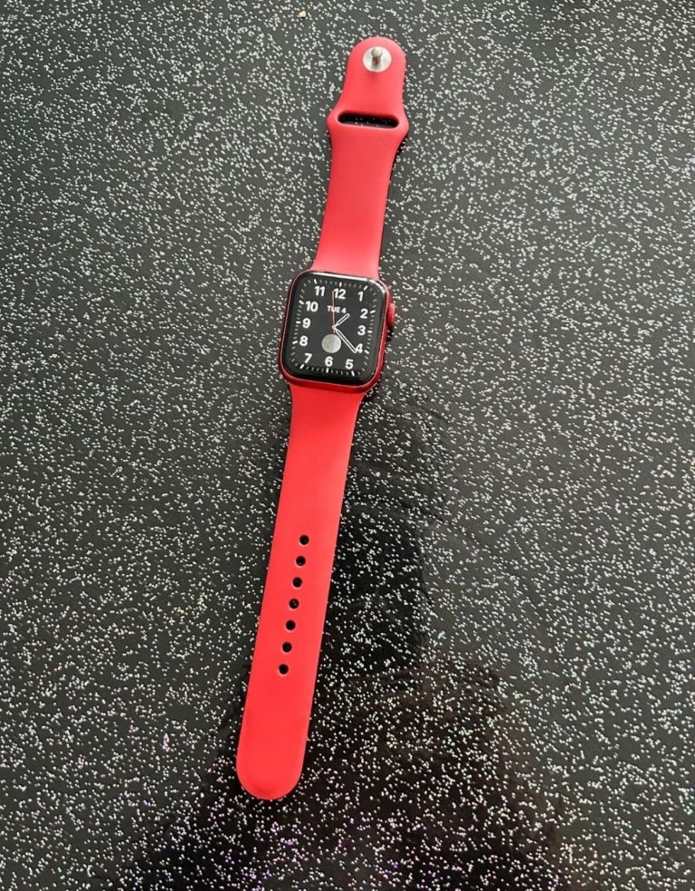 Apple Watch Series 6 (PRODUCT)RED – 40mm