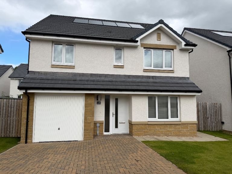 Four bedroom unfurnished house for rent in Crieff