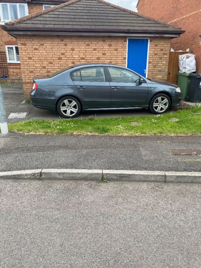 Volkswagen, PASSAT, Saloon, 2010, Manual, 1968 (cc), 4 doors