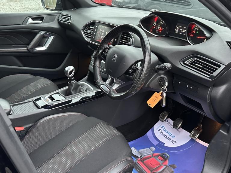 2015 Peugeot 208 2.0 BlueHDi GT-Line Diesel Manual 5 Door Estate Black