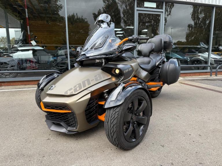 2019 CAN-AM SPYDER F3 S 1330 cc 6 speed semiautomatic trike in liquid titanium