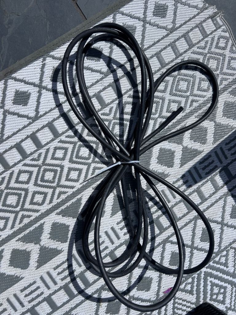 25 feet armoured cable 
