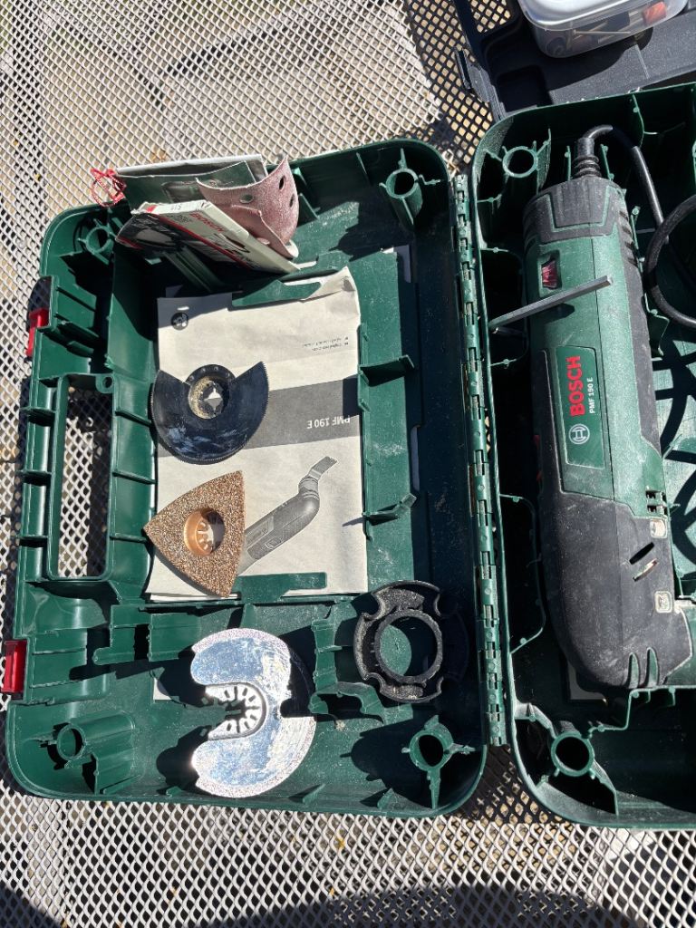 Bosch PMF 190 E Multi-Tool – Good Condition with Accessories