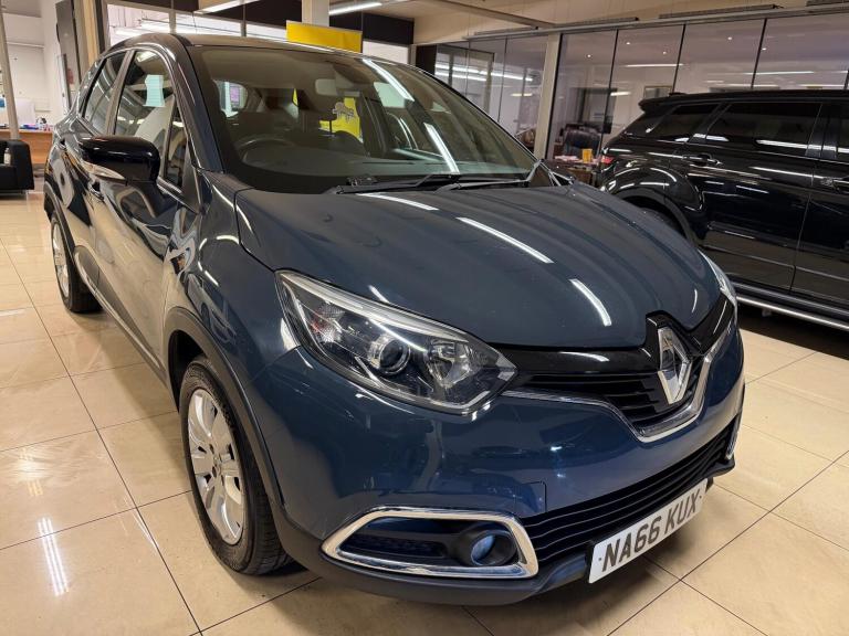 2016 Renault Captur 0.9 TCe ENERGY Expression + Euro 6 (s/s) 5dr HATCHBACK Petrol Manual