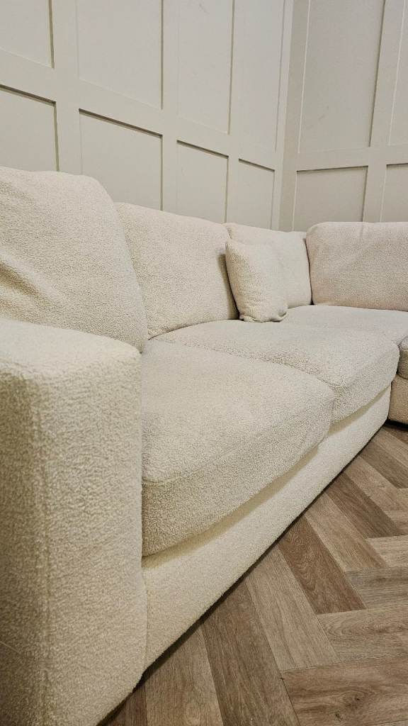 Oak Furniture Land Cream Corner Sofa (Delivery Available)
