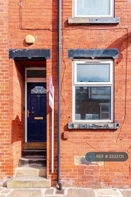 3 bedroom house in Burley Lodge Terrace, Leeds, LS6 (3 bed) (#2333731)