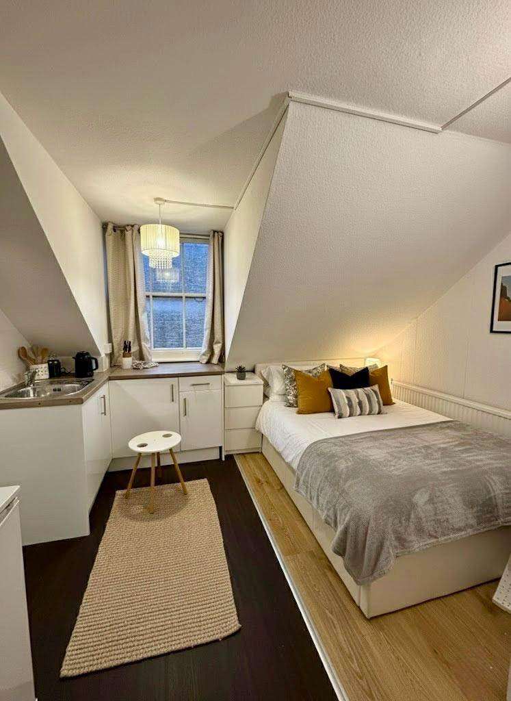 Studio Flat to Rent, Prime Bond Street Location, Oxford Street, Soho, Marylebone, Central London!