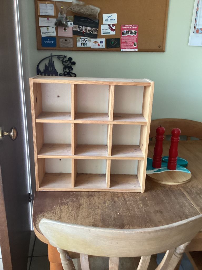 Small Wooden Storage Unit with 9 Cubbies – Good Condition