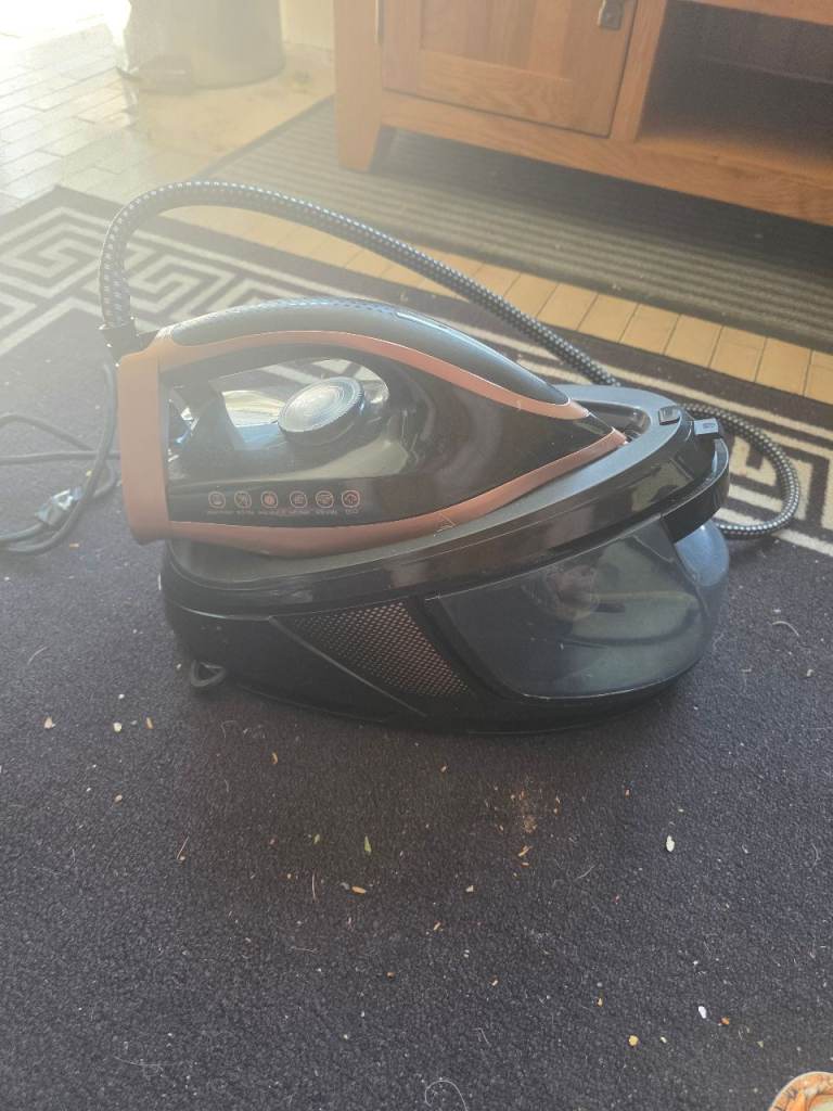 Steam Generator Iron – Black and Orange