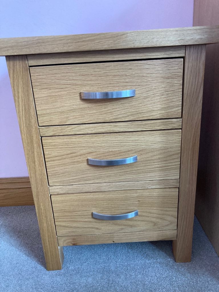 Oak bedside cabinet, new never used, still in delivery box.