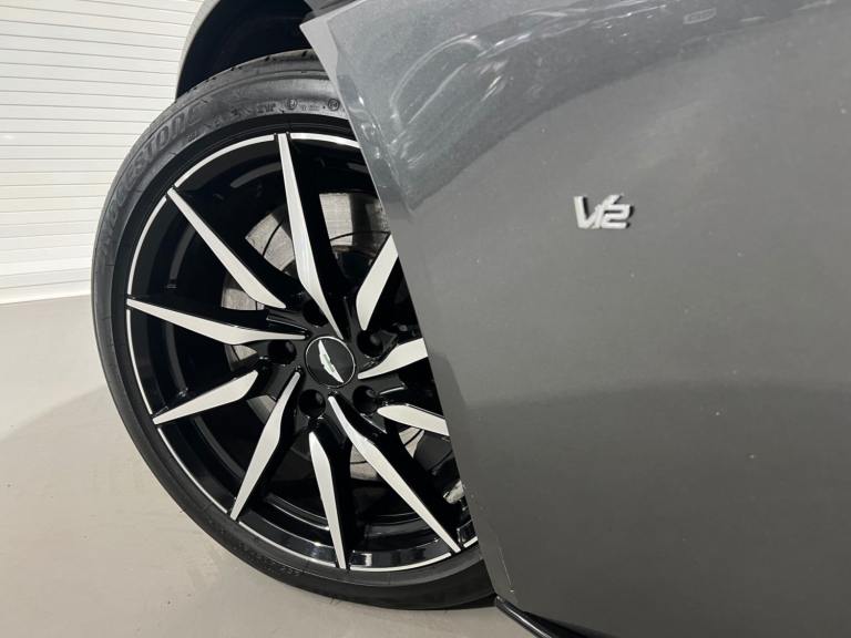 2017 Aston Martin DB11 V12 2dr Touchtronic Auto COUPE Petrol Automatic