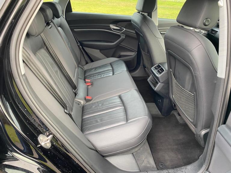 AUDI E-TRON 50 Technik 2020