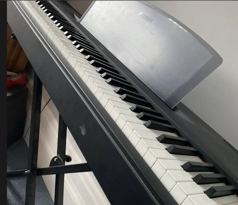 Electronic keyboard great condition 