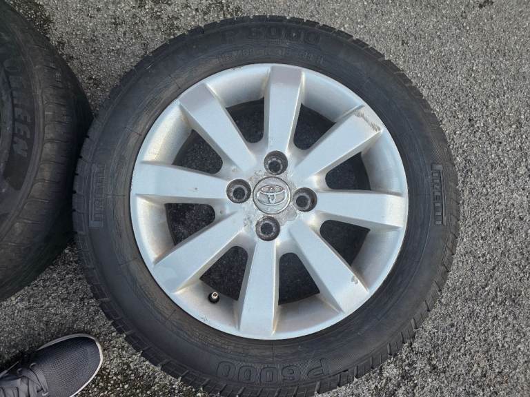 Toyota 15 inches Spare tyre with allow rim