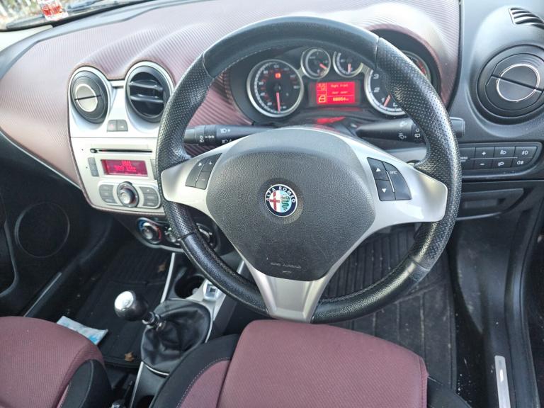 2010 Alfa Romeo MiTo 1.4 16V Lusso 3dr HATCHBACK Petrol Manual - Image 9