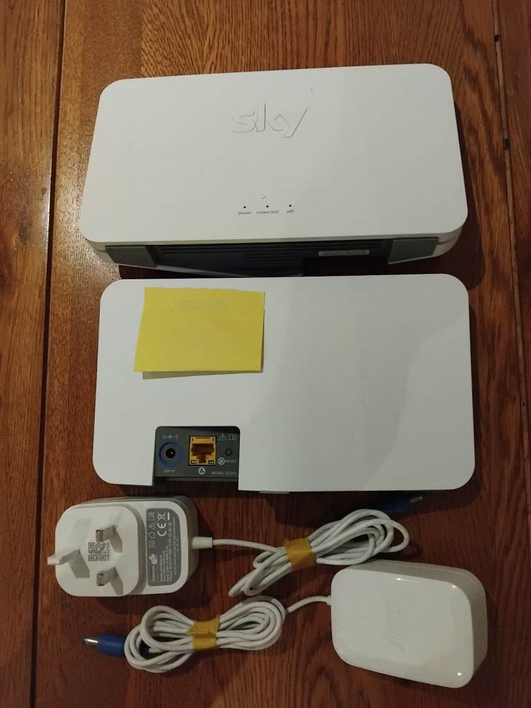 SKY Q.   SE210 
