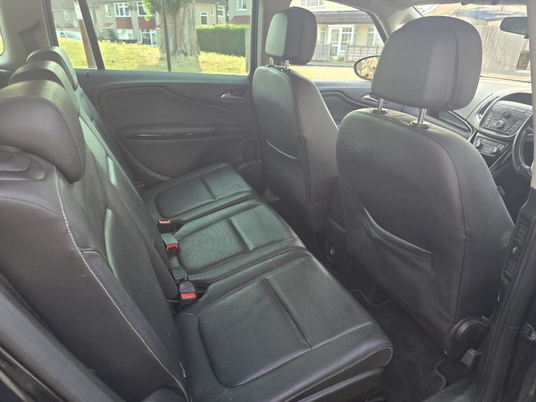 ULEZ FREE!! 2016 VAUXHALL ZAFIRA 1.4 PETROL ENGINE MANUAL 