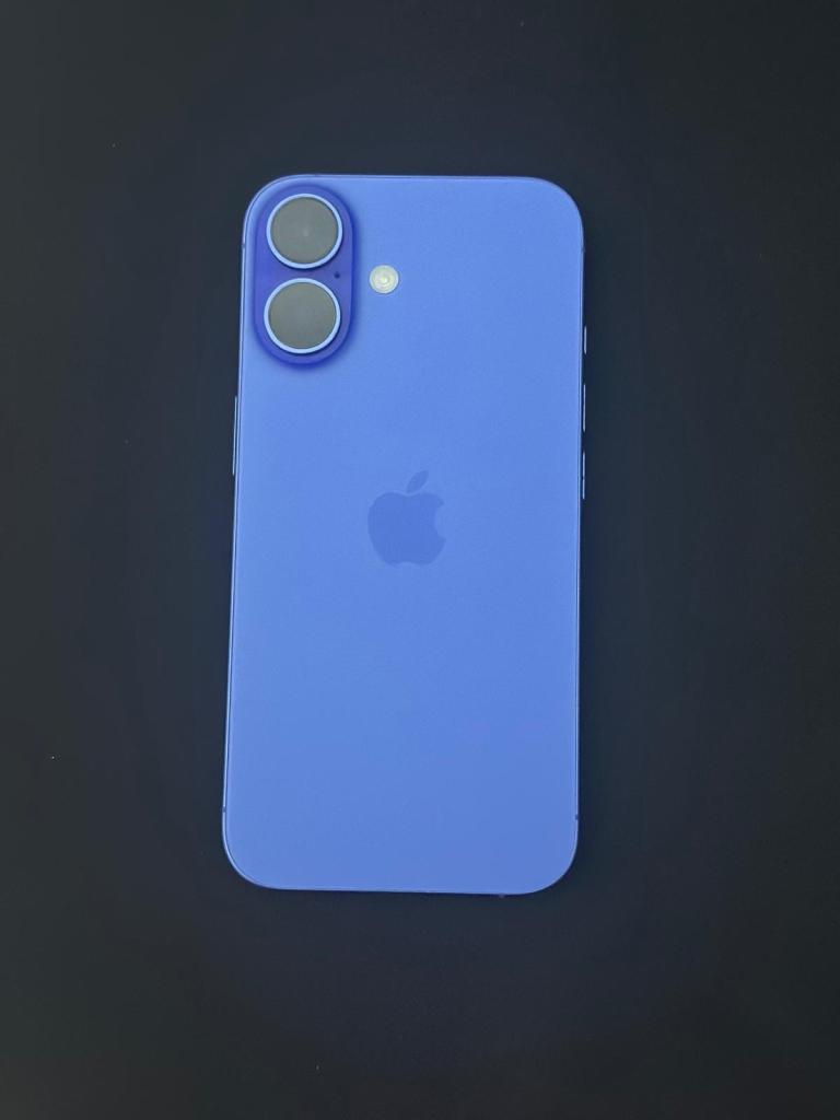 iPhone 16 – 128GB – Ultramarine Blue – £450 (No Offers)
