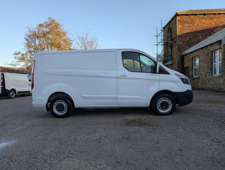 2016 Ford Transit Custom 2.2 TDCi 270 ECOnetic L1 H1 5dr PANEL VAN Diesel Manual