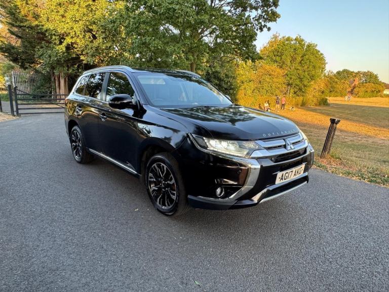 2017 Mitsubishi Outlander 2.0 PHEV GX4hs 5dr Auto ESTATE PETROL/ELECTRIC Automat