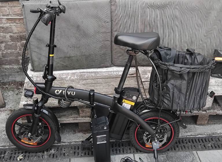 DYU A5 ebike with uk legal throttle certificate 